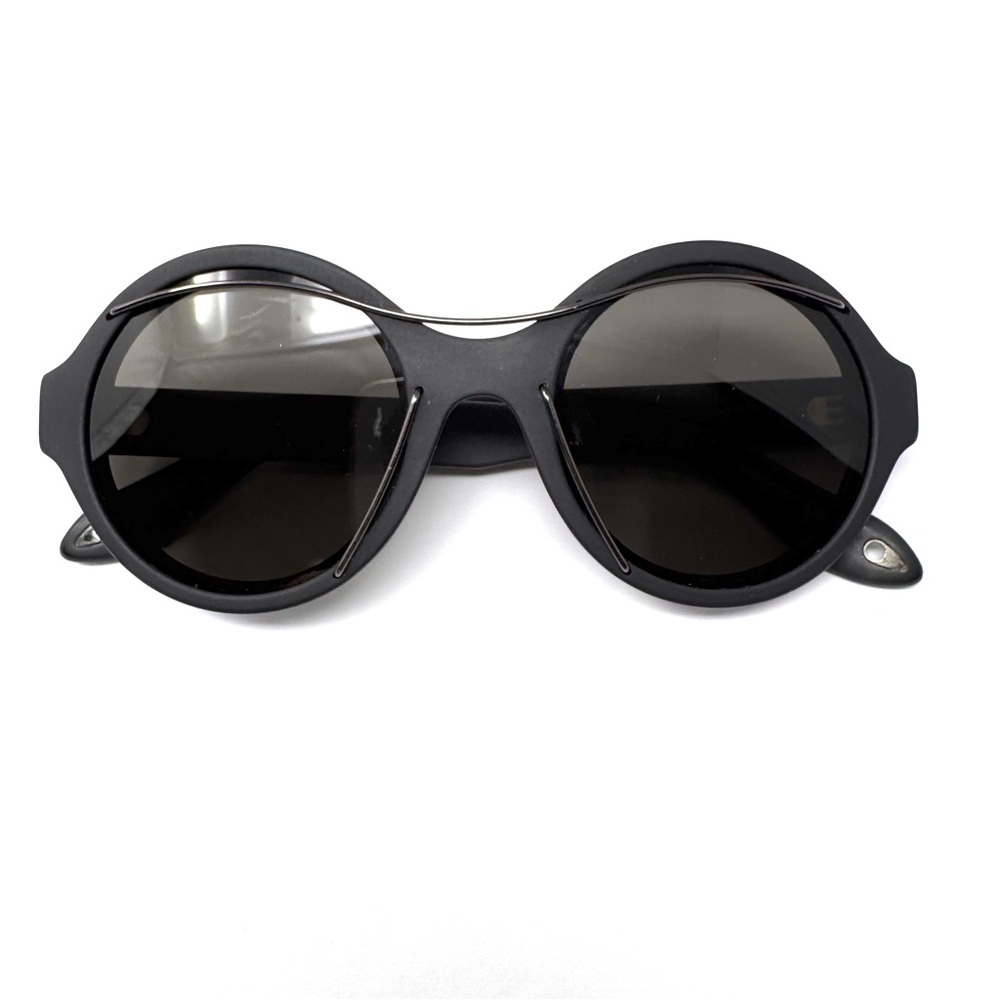 GIVENCHY sunglasses, made in Italy - Picture 4 of 13